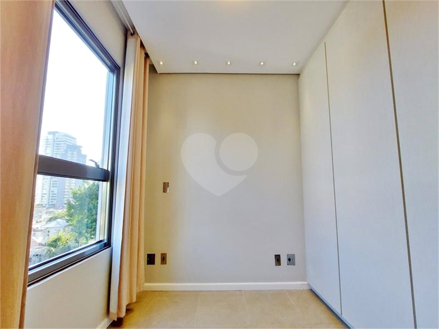 Apartamento à venda com 1 suíte em Jardim das Acácias, São Paulo, SP