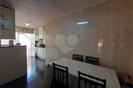 Casa à venda com 4 quartos, sendo 1 suíte,  em Parque Continental, São Paulo, SP