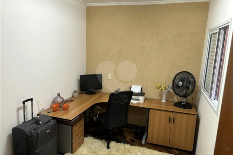 Sobrado à venda com 4 quartos, sendo 1 suíte, em Vila Floresta, Santo André, SP
