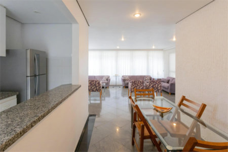 Apartamento à venda com 3 quartos, sendo 2 suítes, em Cidade Monções, São Paulo, SP