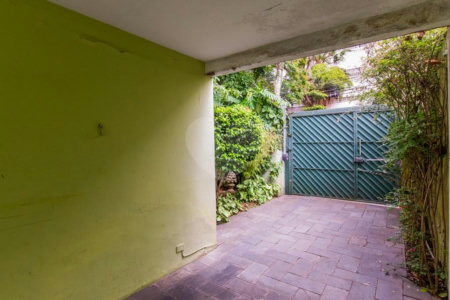 Sobrado à venda com 3 quartos, sendo 1 suíte, em Brooklin, São Paulo, SP