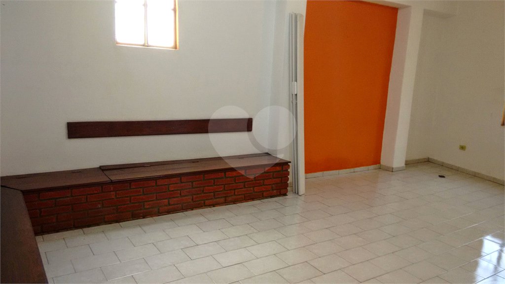 Sobrado à venda com 3 quartos, sendo 1 suíte, em Jaguaré, São Paulo, SP