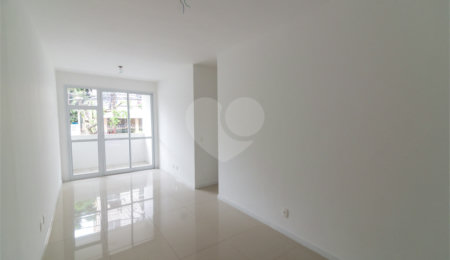 Apartamento à venda com 3 quartos, sendo 1 suíte,  em Vila Isabel, Rio de Janeiro, RJ