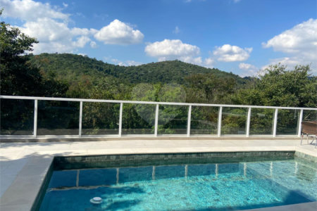 Casa à venda ou para alugar com 4 suítes no condomínio Residencial Gênesis 1, Santana de Parnaíba - SP