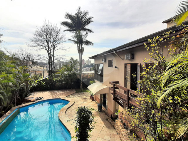 Casa Térrea à venda com 4 quartos, sendo 2 suítes,  em Chácara Monte Alegre, São Paulo, SP