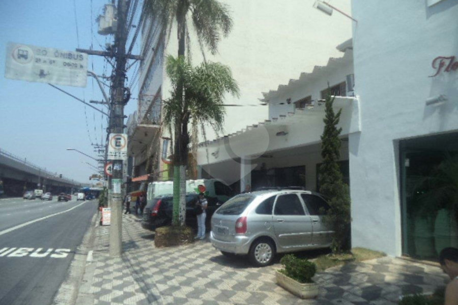 Sobrado para alugar com 1 quarto em Pari, São Paulo, SP