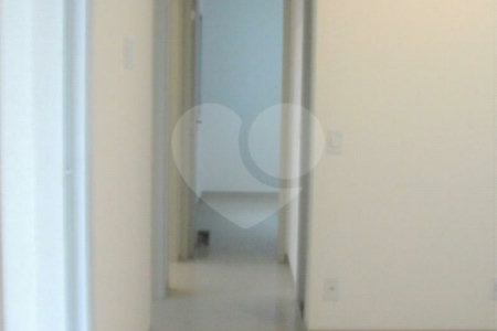 Apartamento à venda com 3 quartos, sendo 1 suíte,  em Vila Carrão, São Paulo, SP