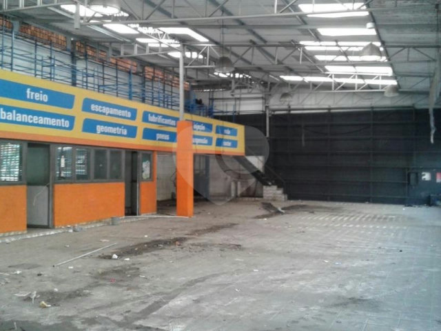 Prédio à venda em Pari, São Paulo, SP