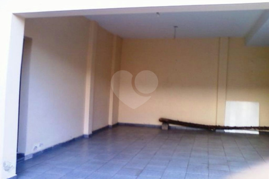 Sobrado à venda com 4 quartos, sendo 2 suítes, em Jardim Virginia Bianca, São Paulo, SP
