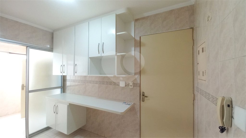 Apartamento à venda com 3 quartos em Jardim Londrina, São Paulo, SP