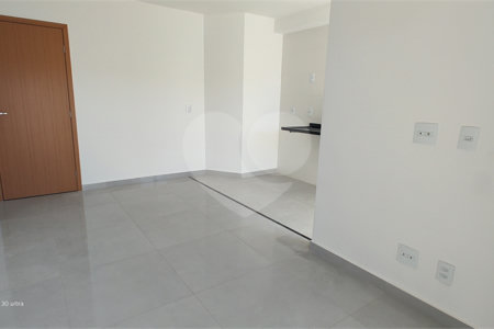 Apartamento à venda com 2 quartos, sendo 1 suíte, em Alvinópolis, Atibaia, SP