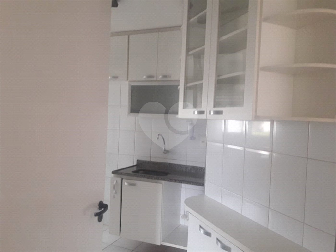Apartamento à venda com 3 quartos, sendo 1 suíte,  em Parada Inglesa, São Paulo, SP