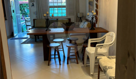 Casa em condomínio à venda com 2 quartos em Portal da Ferradura, Armação dos Búzios, RJ