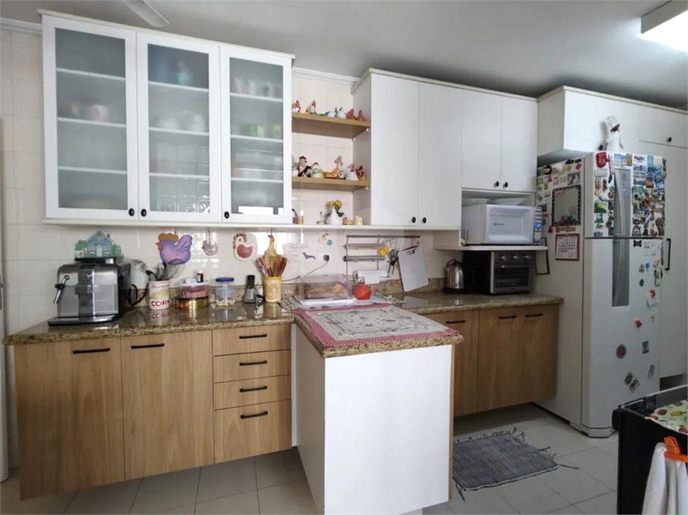 Apartamento à venda com 4 quartos, sendo 1 suíte, em Brooklin Paulista, São Paulo, SP