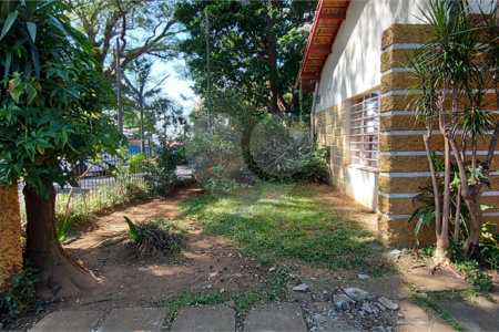 Casa Térrea à venda com 3 quartos em Campo Grande, São Paulo, SP