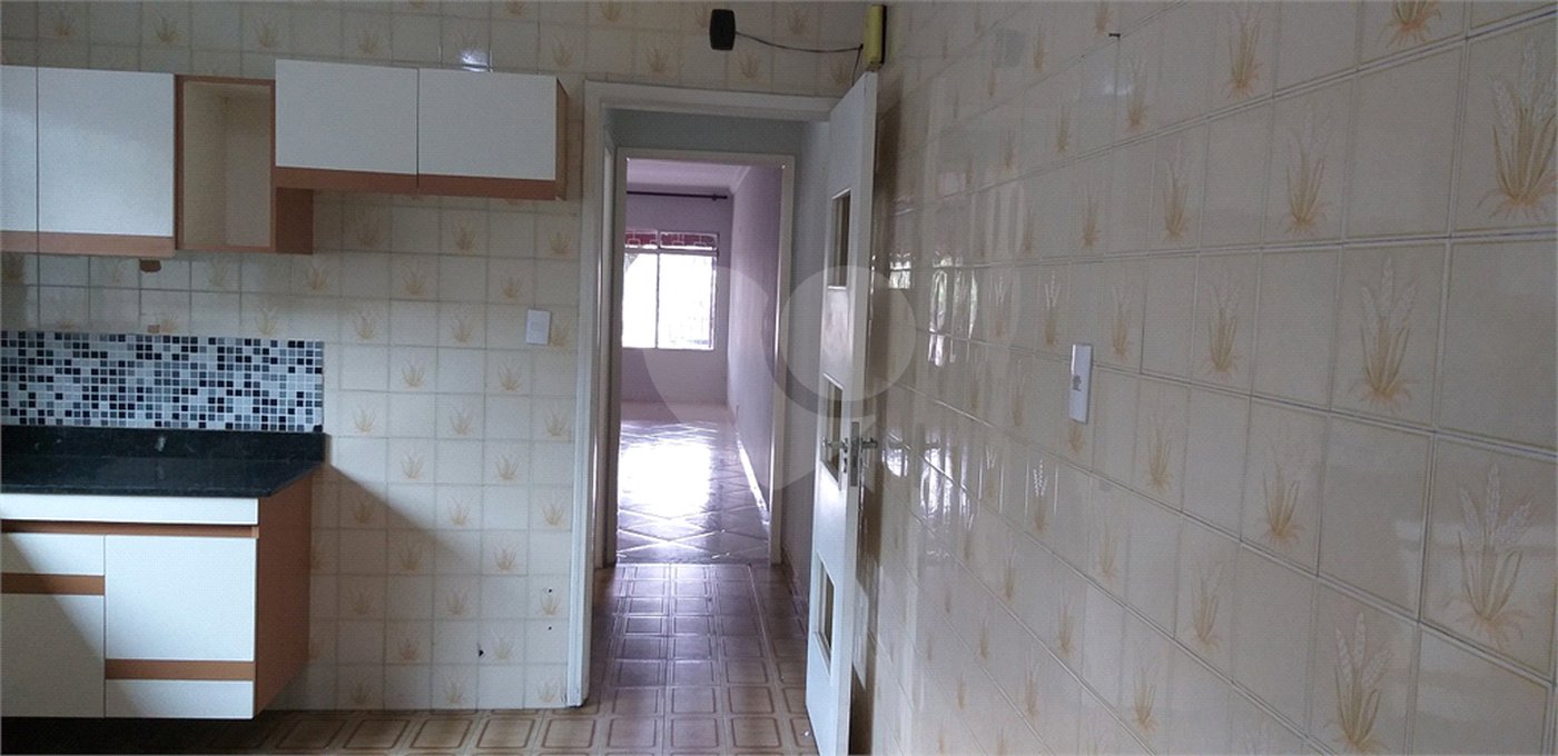 Sobrado à venda com 3 quartos em Água Fria, São Paulo, SP