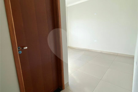 Casa à venda com 2 quartos, sendo 1 suíte, em Ipê, Três Lagoas, MS