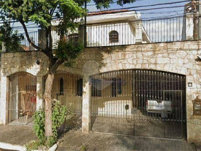 Casa Térrea à venda com 4 quartos, sendo 1 suíte,  em Vila Medeiros, São Paulo, SP
