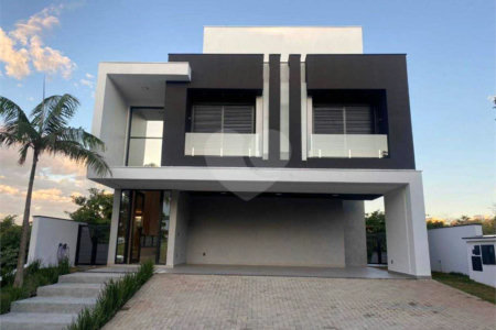 Casa à venda ou para alugar com 4 quartos, sendo 3 suítes,  no condomínio Alphaville Nova Esplanada 1, Votorantim - SP