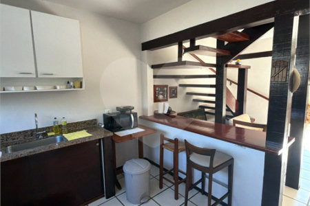 Casa em condomínio à venda com 2 quartos em Peró, Cabo Frio, RJ