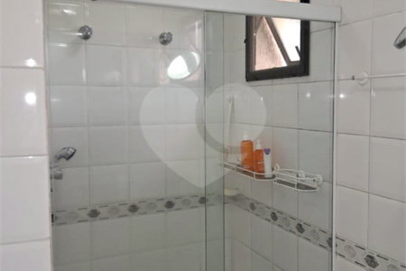 Apartamento à venda com 4 quartos, sendo 1 suíte,  em Vila Andrade, São Paulo, SP