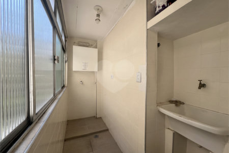 Apartamento à venda com 3 quartos em Alto de Pinheiros, São Paulo, SP
