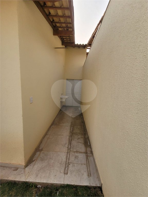 Casa à venda com 3 quartos, sendo 1 suíte,  no condomínio Vale dos Gansos, Mairiporã - SP