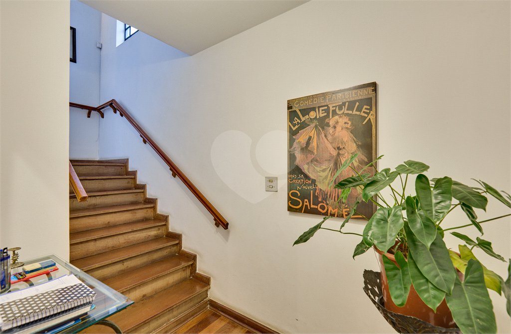 Casa de Vila à venda com 3 quartos, sendo 2 suítes, em Granja Julieta, São Paulo, SP
