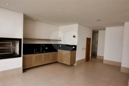 Sobrado à venda ou para alugar com 7 quartos, sendo 4 suítes,  em Cidade Jardim, São Paulo, SP