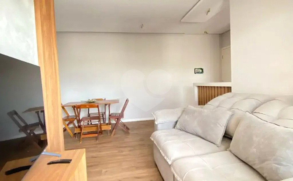 Apartamento à venda com 2 quartos, sendo 1 suíte,  em Aparecidinha, Sorocaba, SP