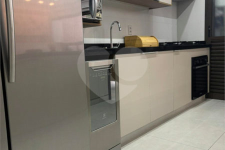 Apartamento à venda com 3 suítes em Vila Assunção, Santo André, SP