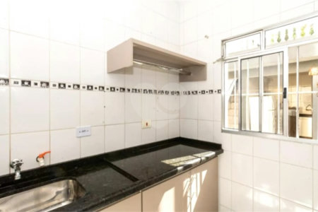 Casa à venda com 5 quartos, sendo 1 suíte, em Vila Rosália, Guarulhos, SP