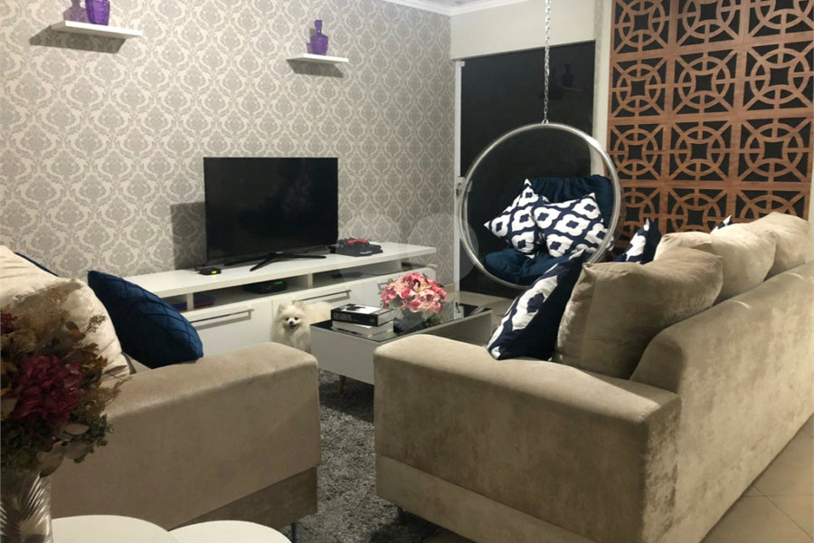 Sobrado à venda com 3 quartos, sendo 1 suíte, em Vila Tibiriçá, Santo André, SP