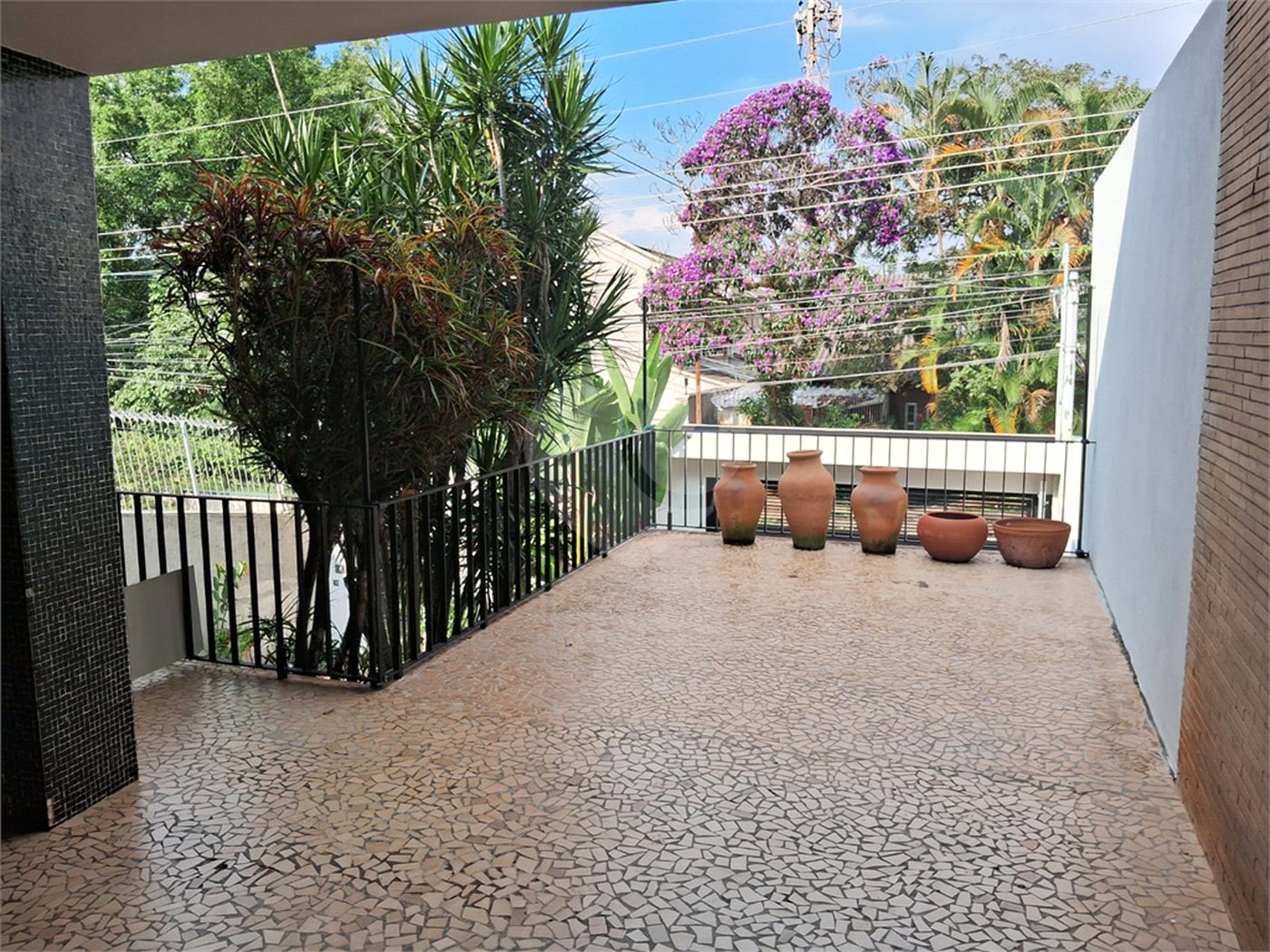 Sobrado à venda com 3 suítes em Tremembé, São Paulo, SP