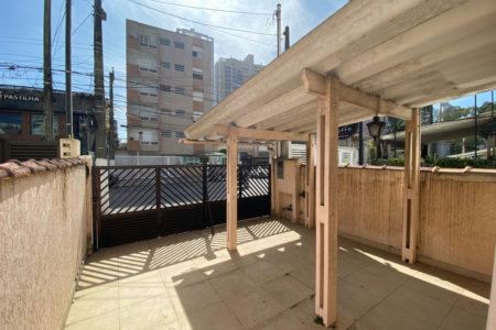 Casa com 3 dormitórios para alugar, 197 m² por R$ 8.500/mês - Embaré - Santos/SP