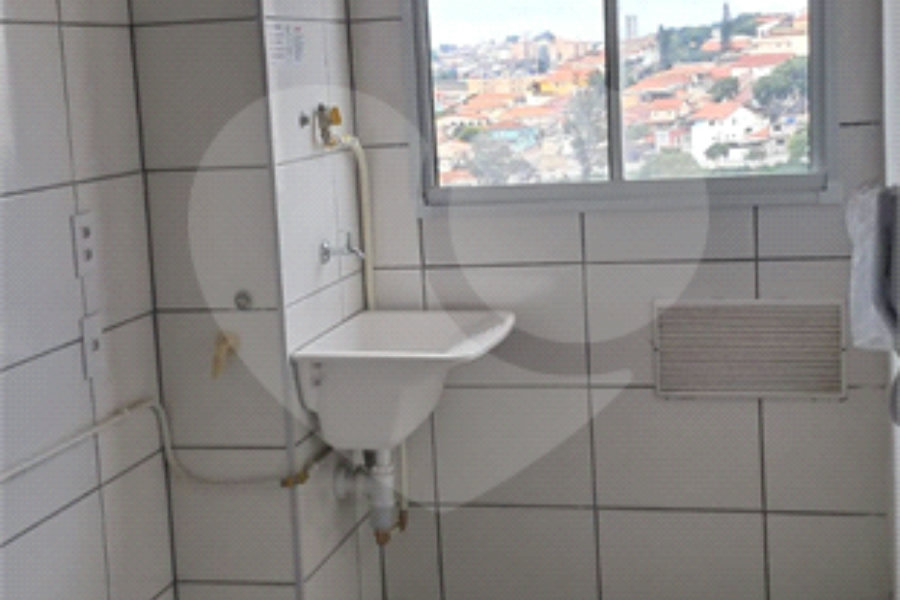 Apartamento à venda com 2 quartos em Campo Limpo, São Paulo, SP