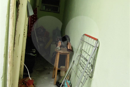Casa à venda com 5 quartos, sendo 3 suítes, no condomínio Village Texeira Campos, Rio de Janeiro - RJ
