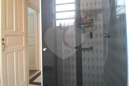 Sobrado à venda com 3 quartos em Sumaré, São Paulo, SP
