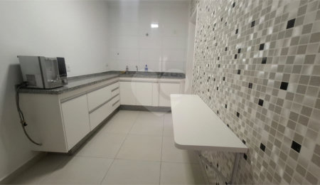 Casa em condomínio à venda com 2 quartos em Parque Vitória, São Paulo, SP