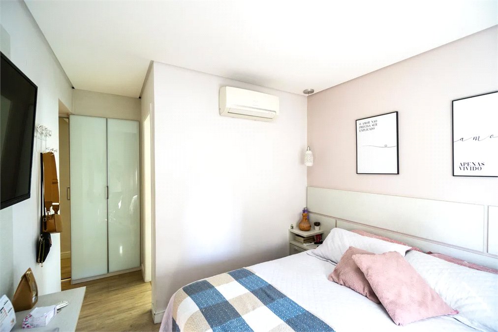 Apartamento à venda com 4 quartos, sendo 2 suítes, em Tatuapé, São Paulo, SP