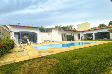 Casa à venda com 5 quartos, sendo 4 suítes, em Jardim Dom Bosco, Indaiatuba, SP