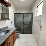 Casa à venda com 4 quartos, sendo 1 suíte, em Vila Oliveira, Mogi das Cruzes, SP