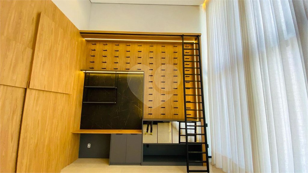 Casa à venda com 3 suítes no condomínio Euroville II, Bragança Paulista - SP