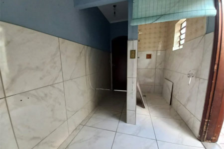 Casa à venda com 3 quartos, sendo 1 suíte, em Jardim das Vertentes, São Paulo, SP