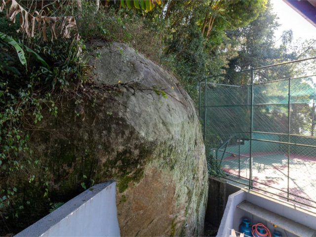 Casa à venda com 3 suítes no condomínio Da Serra, São Paulo - SP