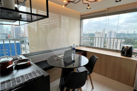 Apartamento à venda com 1 suíte em Jardim das Acácias, São Paulo, SP