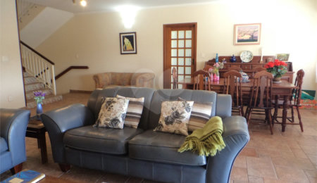 Casa à venda com 4 suítes em Nova Gardênia, Atibaia, SP