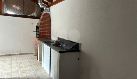 Casa em condomínio à venda com 3 quartos, sendo 1 suíte, em Jardim Estância Brasil, Atibaia, SP