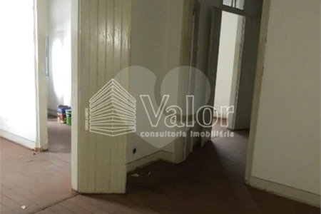 Casa Térrea com 2 dormitórios.