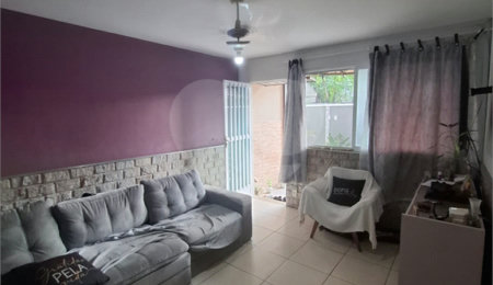 Casa de Vila à venda com 2 quartos, sendo 1 suíte, em Santíssimo, Rio de Janeiro, RJ